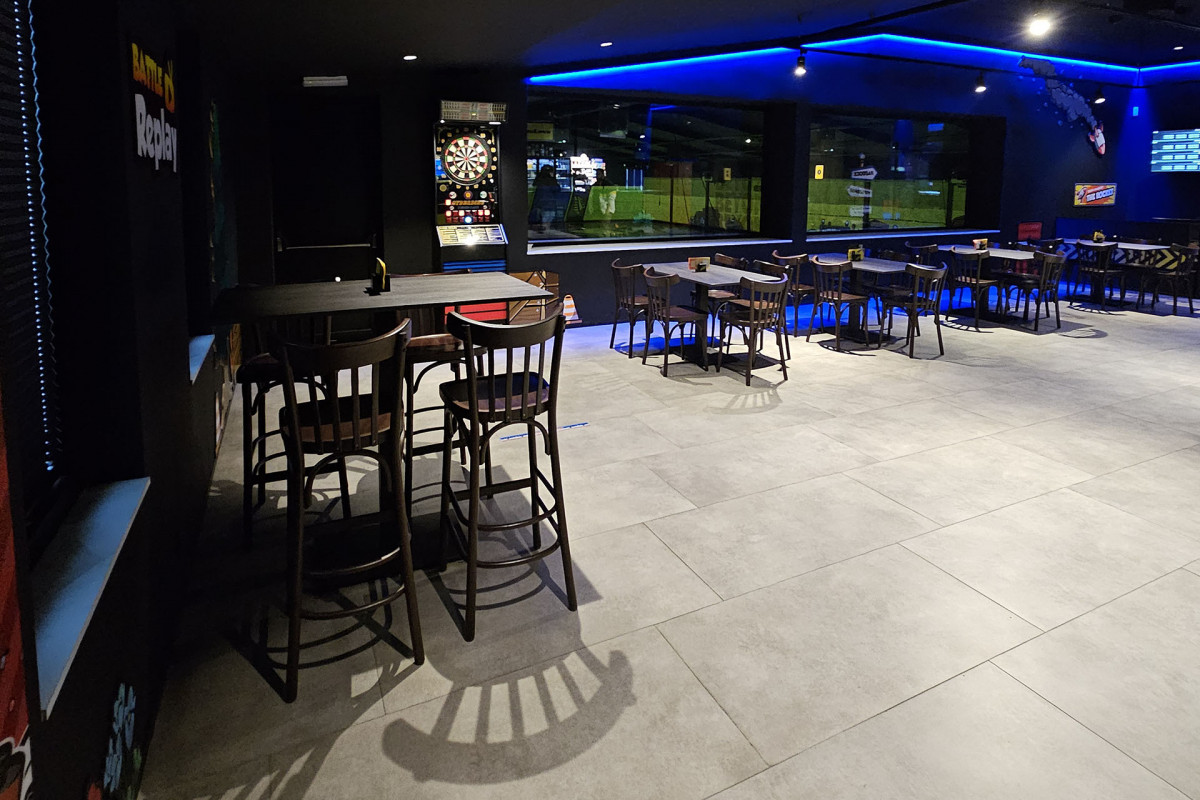 BattleKart Liège-Verlaine - Intérieur - Bar - Vue globale