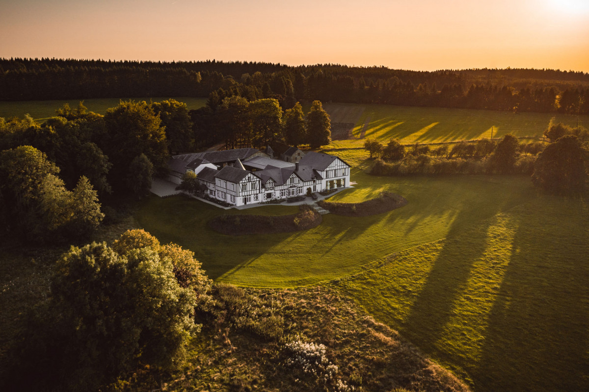 Domaine de Bronromme - Theux - Vue d'ensemble Long Cao EPIC Agency