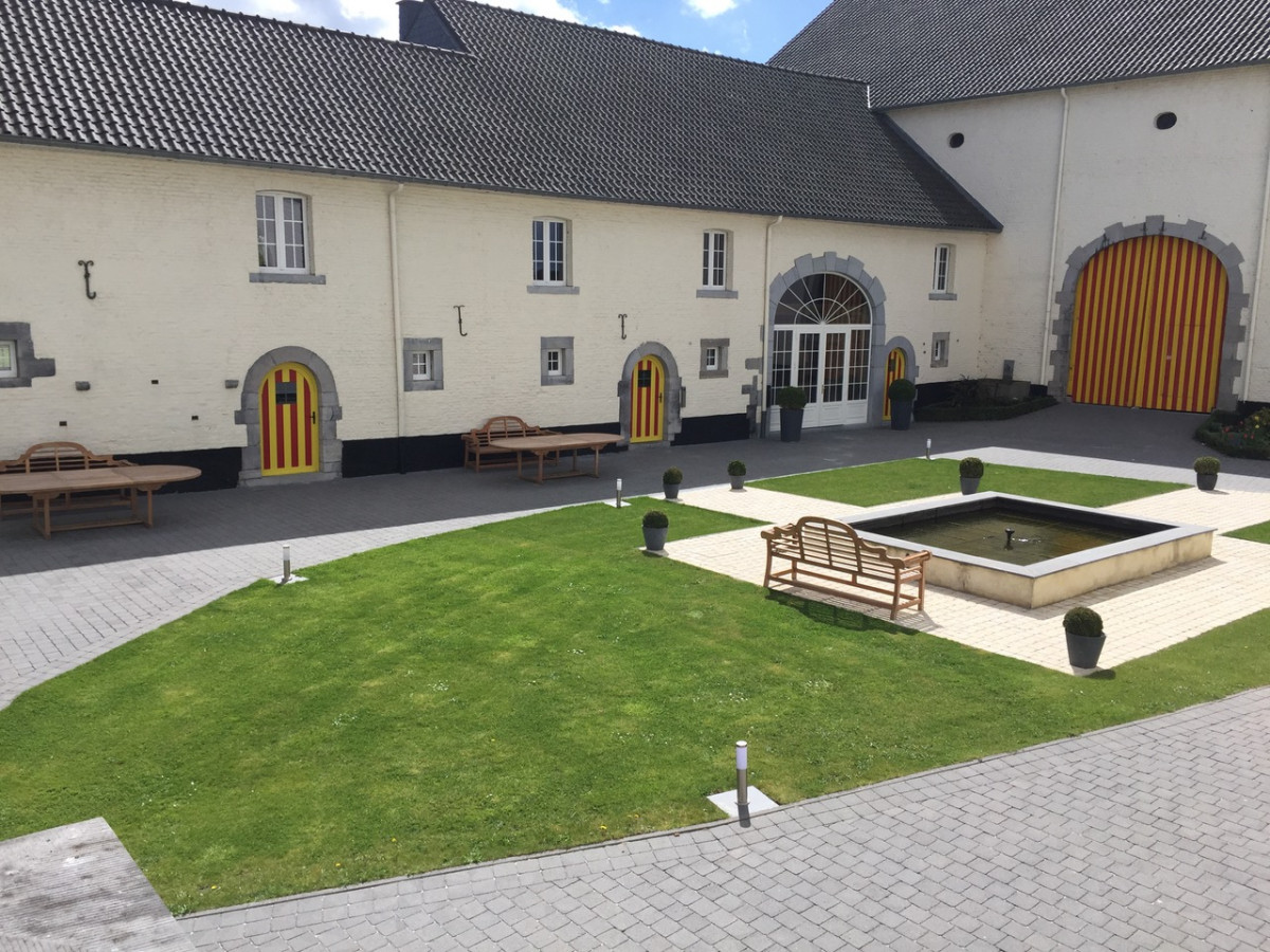 Ferme Château d'Oudoumont - Verlaine - Vue d'ensemble