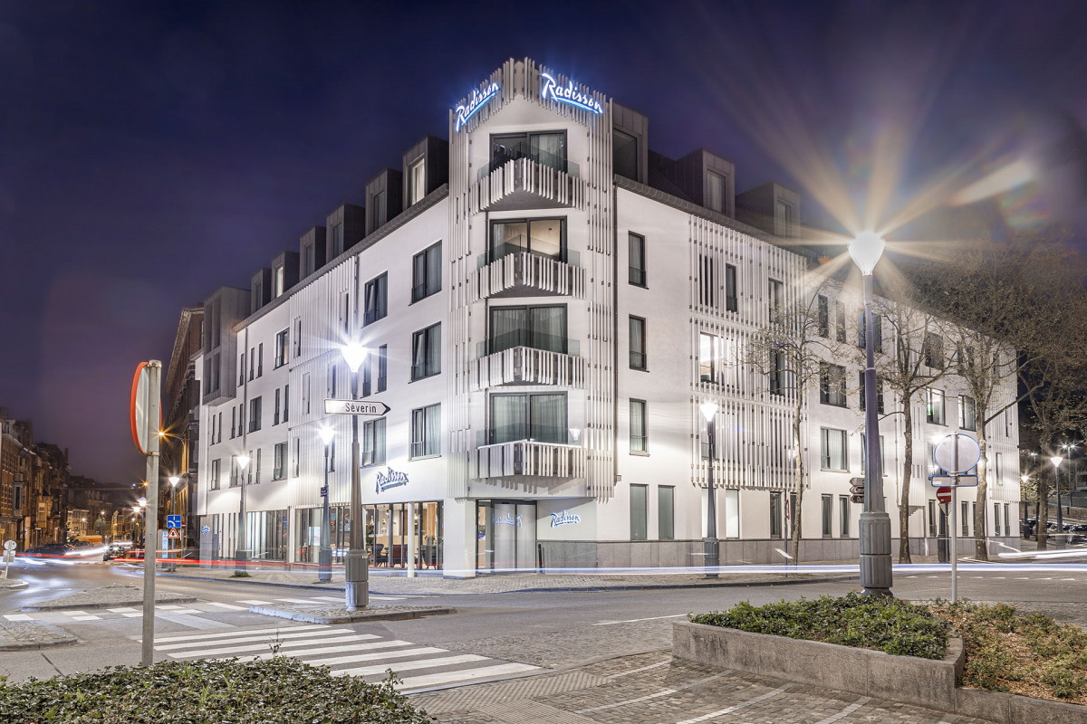 Radisson Liège City Centre - Vue extérieure - Nuit - © Radisson Liège City Centre-Nestia Group Hostpitality Radisson Liège City Centre - Vue extérieure - Nuit