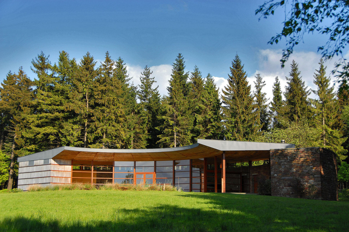 Spa - domaine de Bérinzenne - vue extérieure du bâtiment