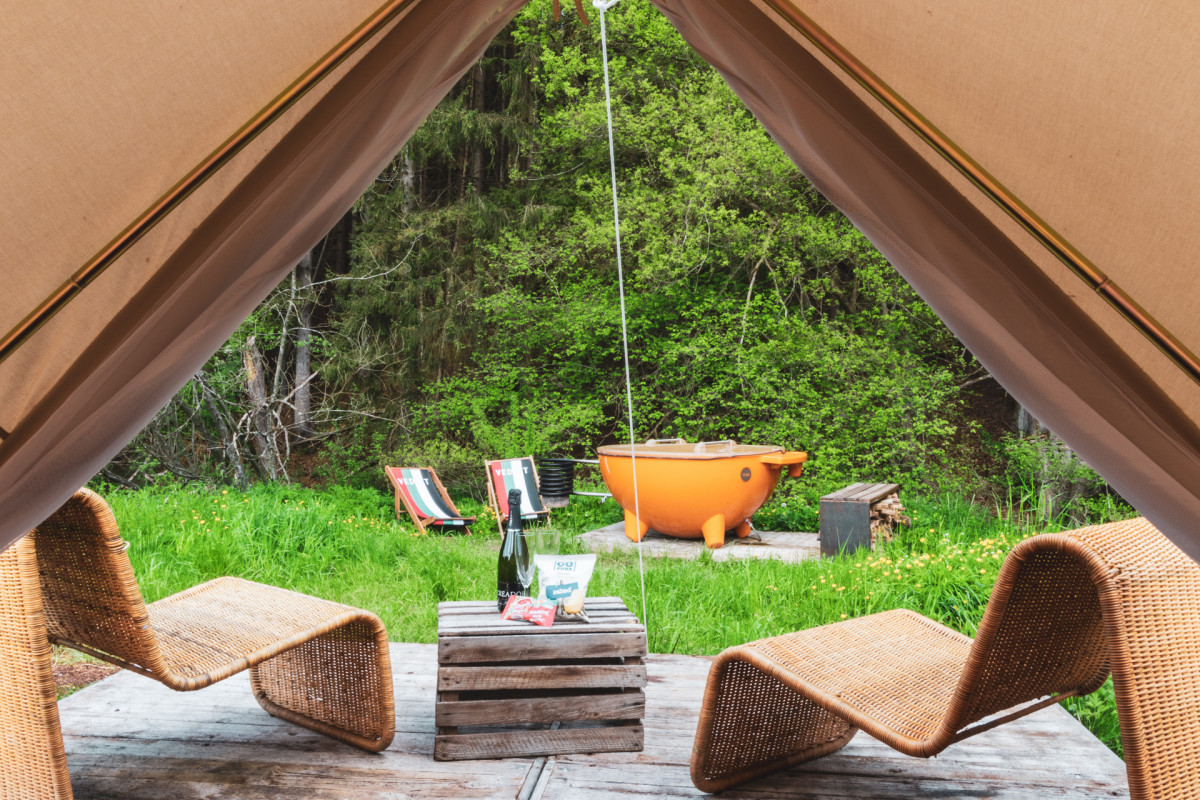 Daft Hotel - Glamping - Terasse
