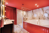 Hôtel Van der Valk Liège Congrès - Liège - Intérieur - Suite Cabaret Rouge - Salle de bain