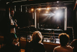 OM - Seraing - Salle - Vue éloignée vers la scène